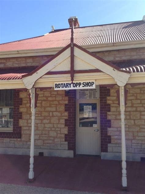 rotary opportunity shop loxton.